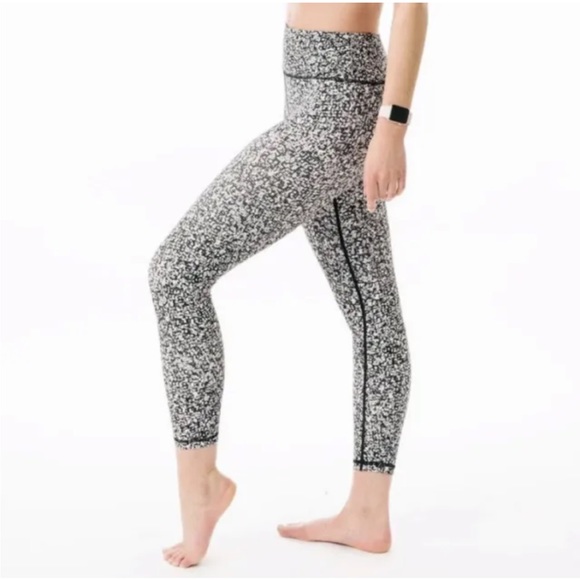 ZYIA Pants - Zyia Soft’n Snug mid rise leggings